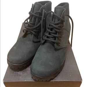 COLE HAAN Air Juno Short Boot